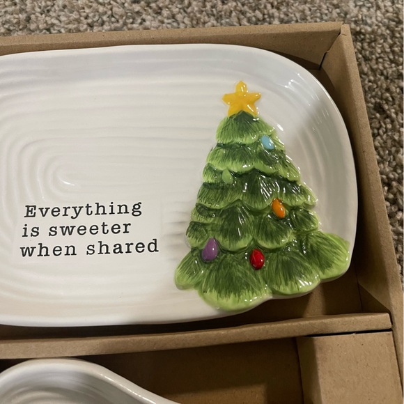 Festive Christmas Tree Serving Set - Picture 9 of 9